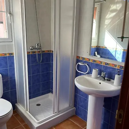 Cerca De La Playa Y Del Centro